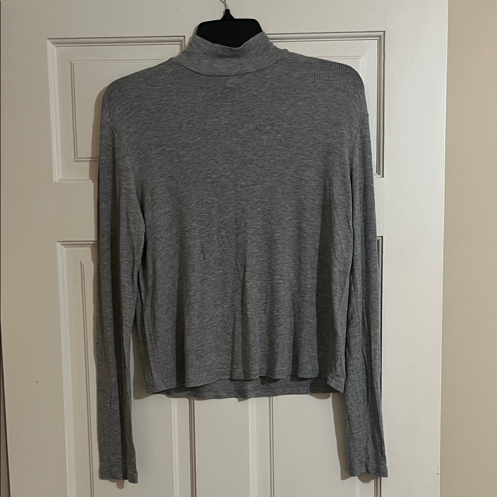 Pretty splendid turtleneck top